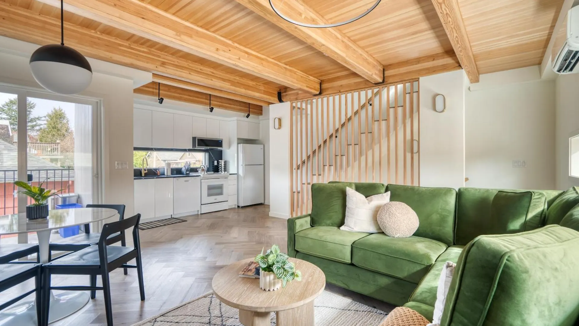 Alberta Arts District Hideaway- Stylish Townhome Portland