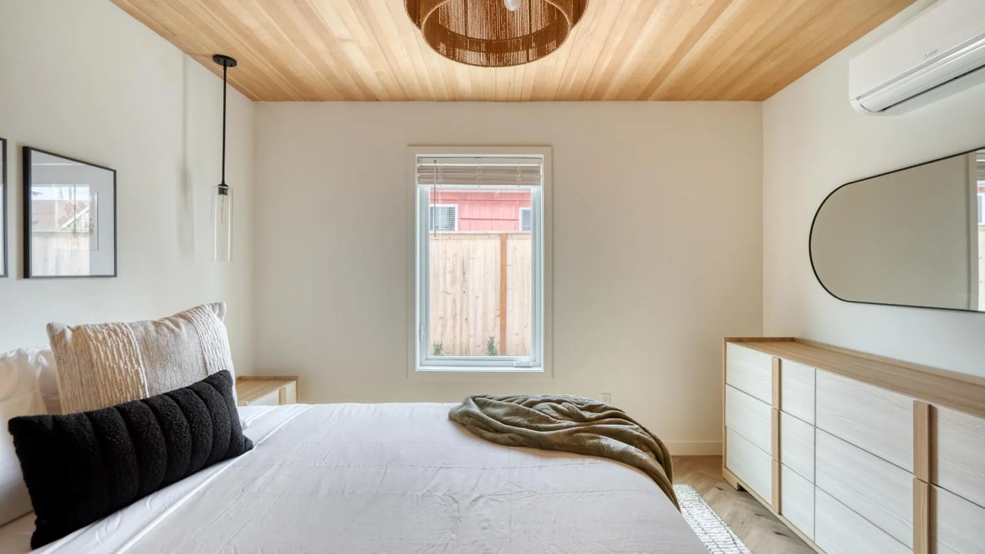 Alberta Arts District Hideaway- Stylish Townhome Portland Holiday home