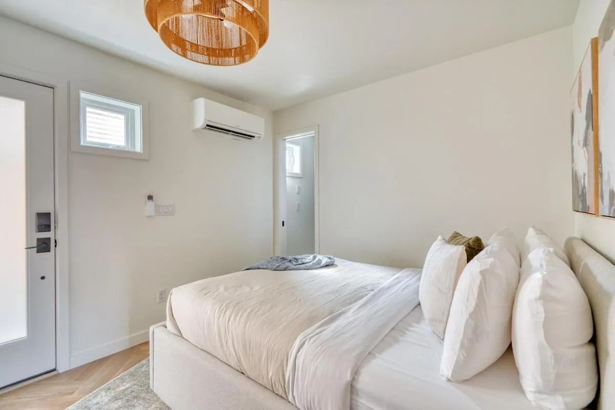 Alberta Arts District Hideaway- Stylish Townhome Portland