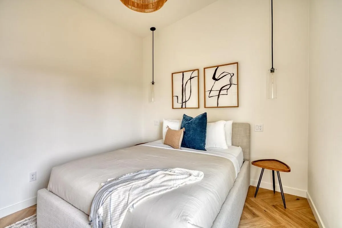 Alberta Arts District Hideaway- Stylish Townhome Portland