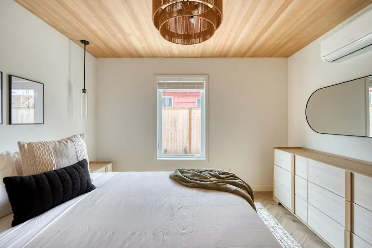 Alberta Arts District Hideaway- Stylish Townhome Portland Holiday home
